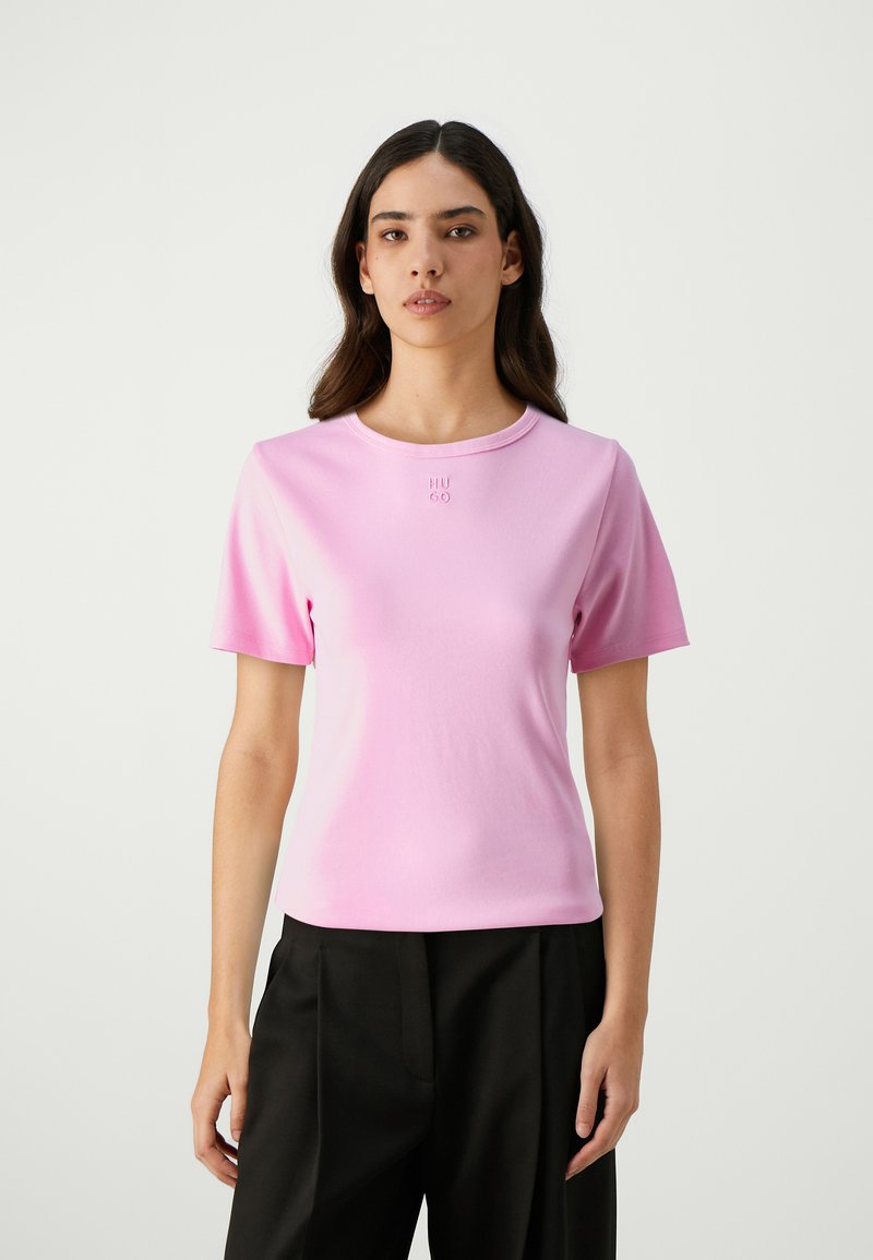 HUGO DELORIS - T-shirts - medium pink