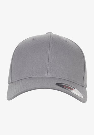 Gray baseball cap with a structured shape, made of smooth fabric. Features a curved brim and an internal size sticker.