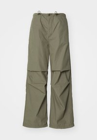 PARACHUTE PANT - Calças - deep lichen green