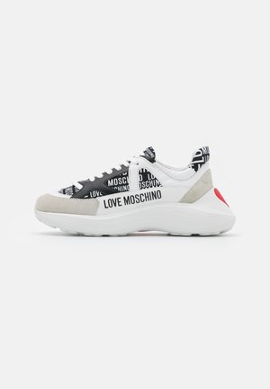 Trainers - fantasy color