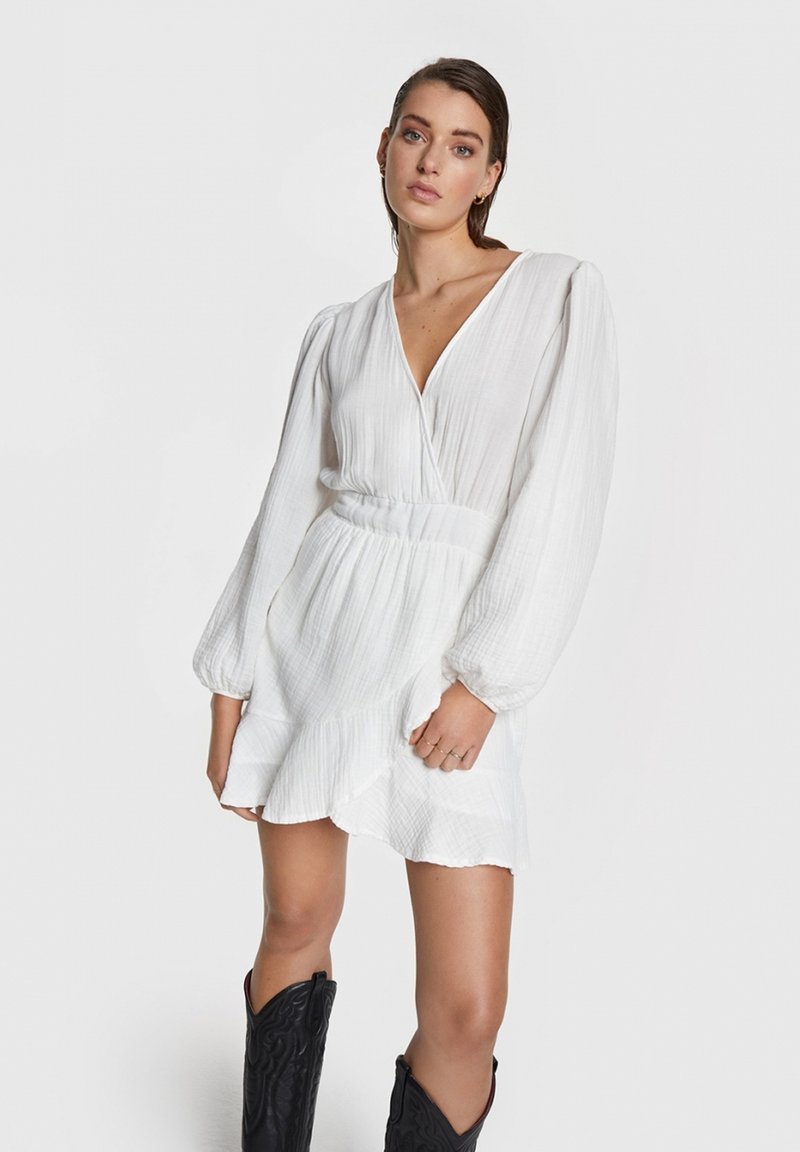 Alix the label FAKE WRAP Jurk soft white/crème Zalando.nl