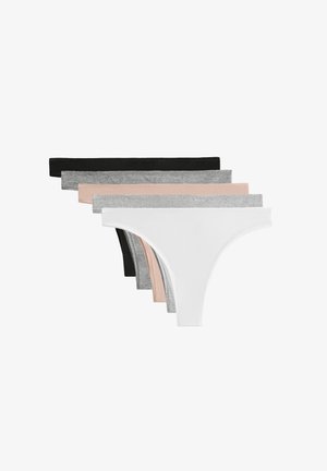 Šest párů thong kalhotek v černé, šedé, světle růžové a bílé barvě, s hladkou texturou a pohodlným širokým pasem.