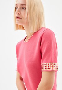 adL PENNY - Camiseta estampada - printed fuschia
