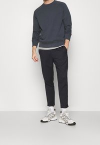 DRYKORN Sudadera - blue