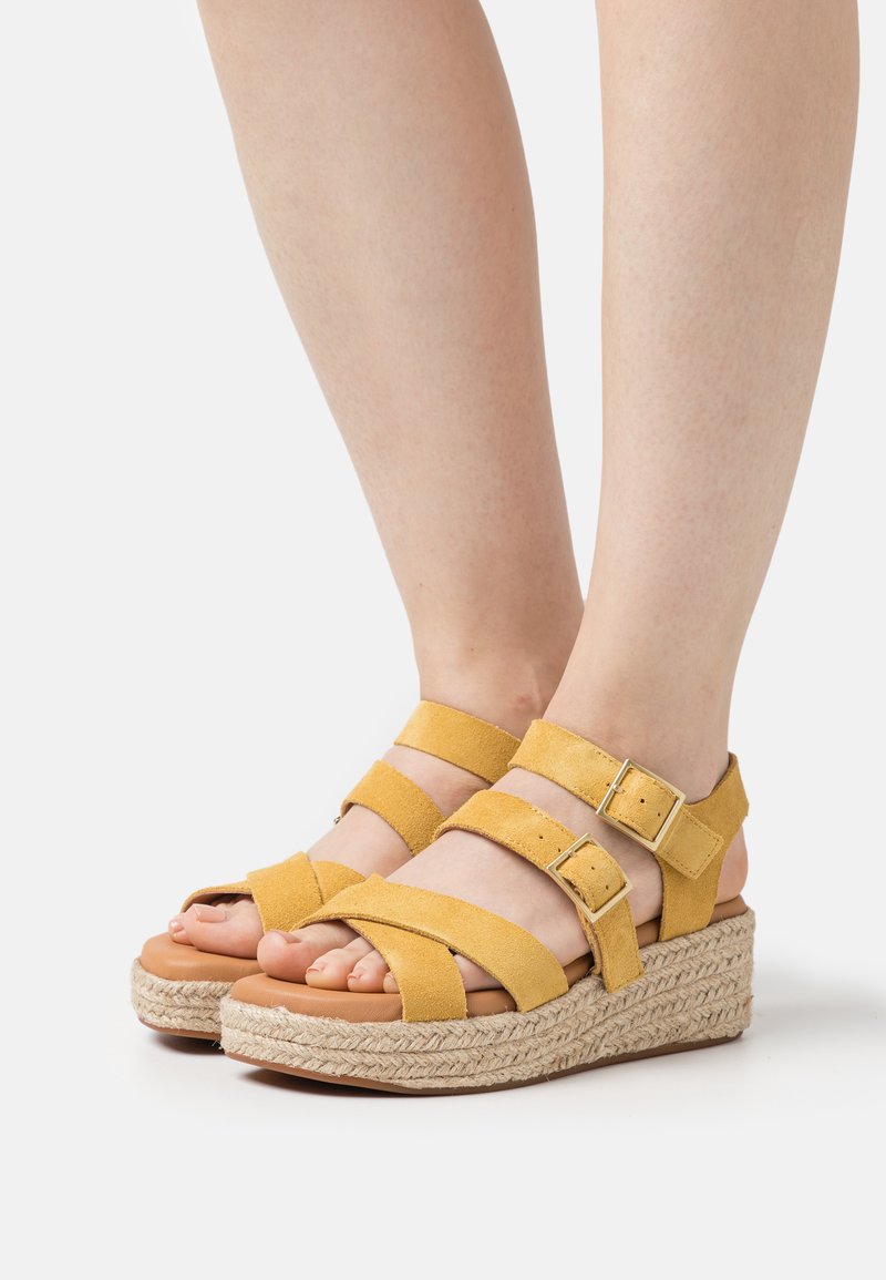 Clarks KIMMEI BUCKLE Platform sandals yellow Zalando.co.uk