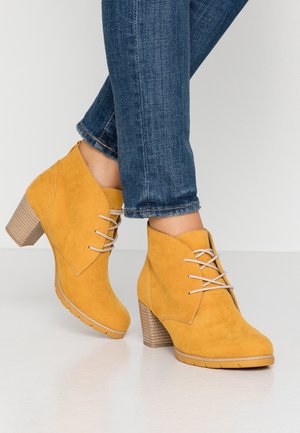Boots à talons - yellow