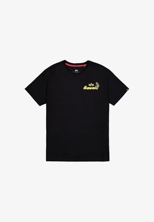 T-shirt en coton noir avec le texte "Hawaii" et un design graphique jaune. Col ras du cou avec des manches courtes et un accent rouge à l'intérieur du col.