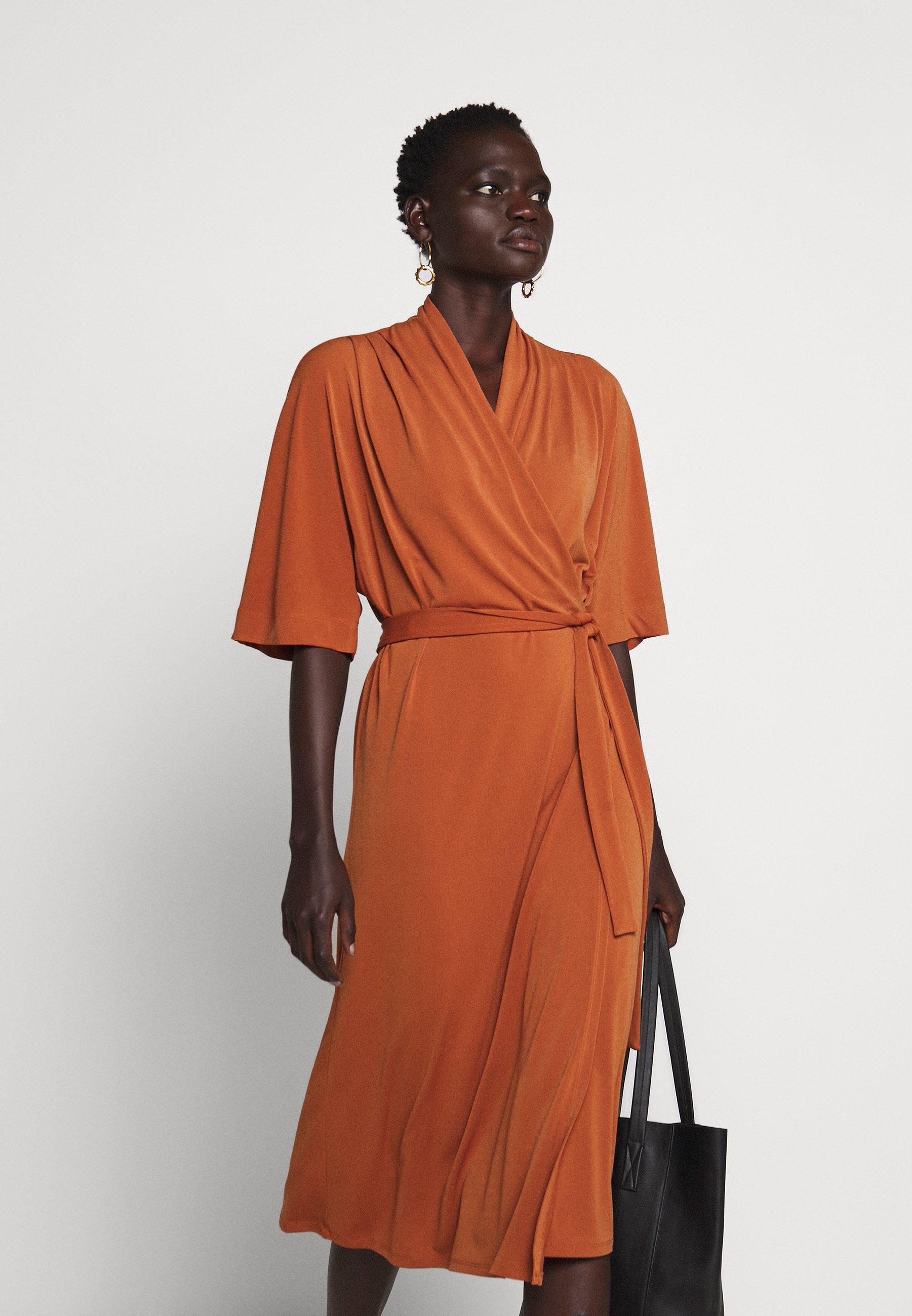 By Malene Birger IVESIA Jerseykjole brick Zalando.no By Malene Birger IVESIA - Jerseykjole - brick