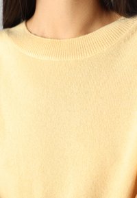 pure cashmere PUFF SHORTSLEEVE - Pulover - butter