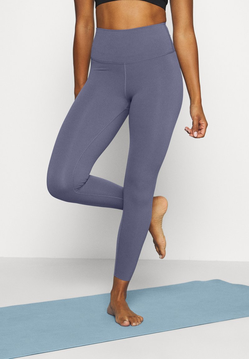 lightweight duvet coat