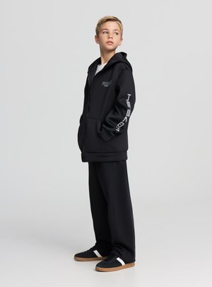 Terranova Felpa con zip - nero