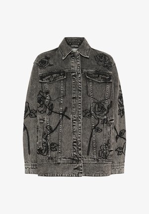 Mustmust värvi hapetega pestud denim jope nööpide ees, kahe rinna-taskuga, küljetaskutega ja mustade lillede tikandiga ees ja varrukatel.