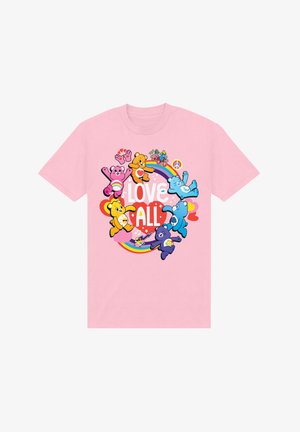 Helles rosa T-Shirt mit kurzen Ärmeln, das bunte Cartoon-Bären und den Text "LOVE ALL" zeigt, umgeben von einem Regenbogen und Friedenymbolen.