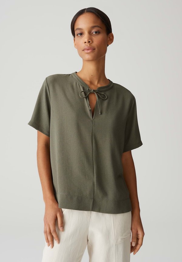 REGULAR FIT - T-Shirt basic - olive leaf