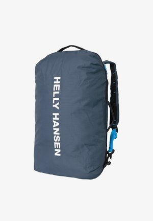 Sac à dos Helly Hansen bleu foncé avec logo vertical blanc, bretelles réglables noires et bleues, et poignée de transport supérieure.