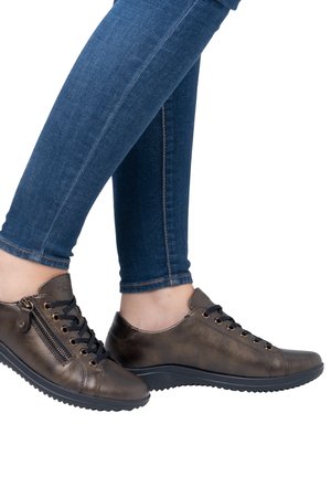 Remonte Sneaker low - bronze metallic