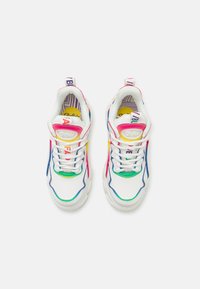 Buffalo CHAI - Trainers - white/rainbow