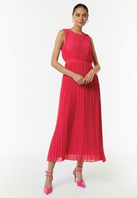 comma Maxikleid - pink