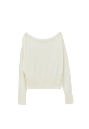 Pull court couleur crème avec un large col bateau, coupe décontractée, manches longues et ourlet côtelé. Confectionné dans un tissu doux et léger.