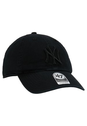 Boné de basebol preto feito de algodão, com logótipo NY em relevo bordado, fita ajustável e viseira curva. Inclui etiqueta de tamanho.