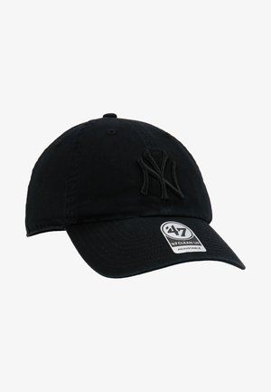 Boné de basebol preto feito de algodão, com logótipo NY em relevo bordado, fita ajustável e viseira curva. Inclui etiqueta de tamanho.