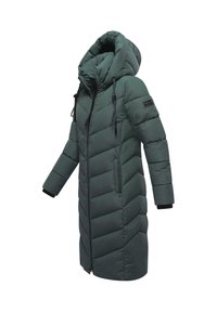 Cappotto lungo e imbottito con cappuccio di colore verde scuro. Presenta trapuntature a v che chiusura frontale con zip, cordini regolabili e polsini neri con aperture per il pollice.