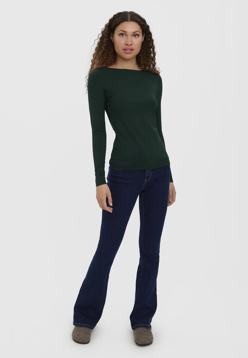 Vero Moda Longsleeve donkergroen Vero Moda Longsleeve donkergroen