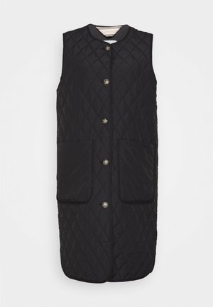 Veste longue matelassée noire sans manches avec col rond, boutons sur le devant et deux grandes poches avant.