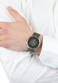 s.Oliver Uhr - grün