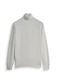 Bijela turtleneck svijetra izrađenog od meke pletene tkanine. Ima uski kroj, rebraste manžetne i visoki ovratnik.