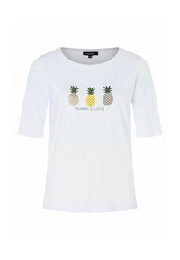 White cotton t-shirt with short sleeves, featuring three pineapple graphics in yellow and green, and the text "sweet & juicy" below.
