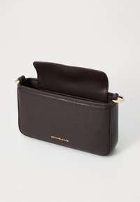 MICHAEL Michael Kors BRYANT SM XBODY POUCHETTE - Taška s příčným popruhem - chocolate