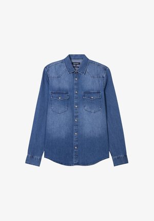 Camicia in denim con maniche lunghe, due tasche sul petto, colletto a punta e chiusura con bottoni. Presenta un gradiente blu sbiadito e cuciture a contrasto.