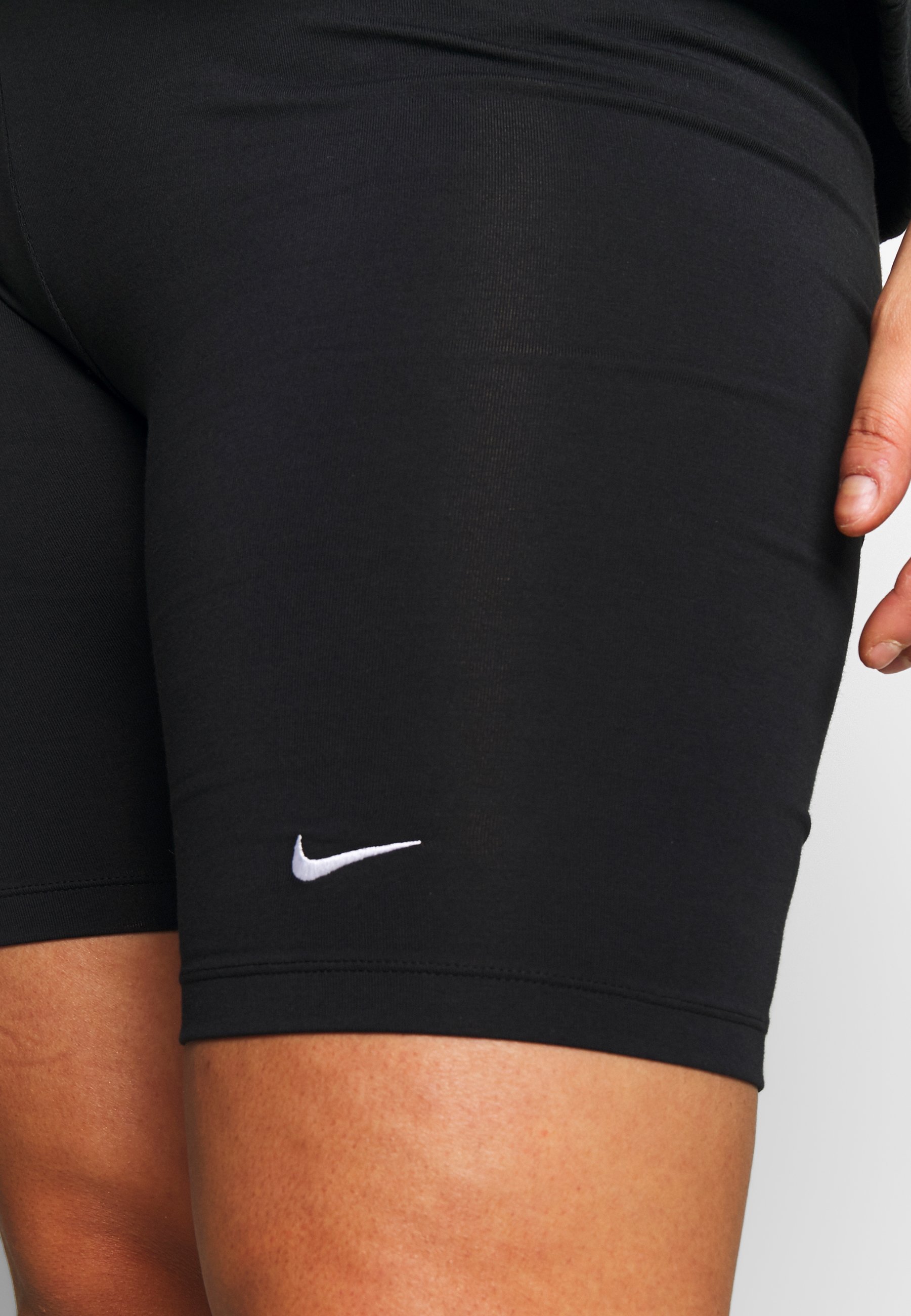 Nike Sportswear LEGASEE BIKE PLUS - Shorts - black/white/Zwart - Zalando.nl