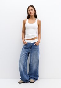 PULL&BEAR Top - white