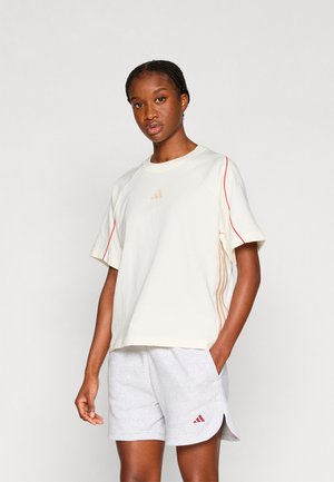 adidas Sportswear STADIUM TEE - T-shirts med print - off white/pure ruby/crystal linen