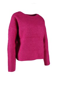Fuchsia-pink gestrickter Pullover mit Rundhalsausschnitt, langen Ärmeln und einer leicht kastigen Form, die ein strukturiertes Rippmuster aufweist.