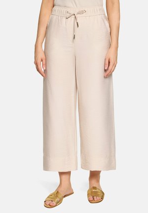 Betty & Co BETTY & CO MIT ELASTISCHEM BUND CASUAL-HOSE - Bukser - beige
