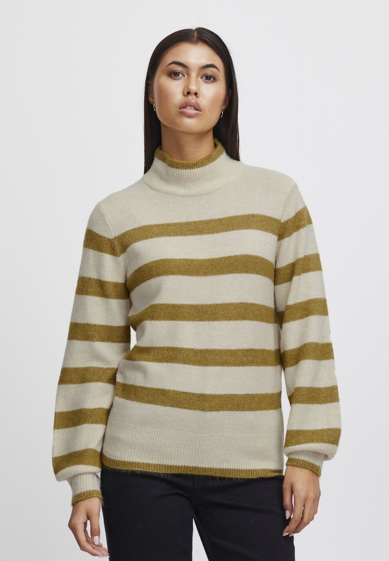 Maglione lavorato a maglia con collo alto, caratterizzato da ampie righe beige e verde oliva, maniche lunghe e polsini e orlo a coste. Texture soffice.