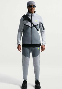 Niet geselecteerd, light silver black