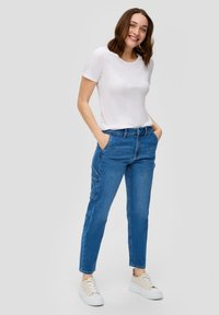 s.Oliver ABKLE FRANCIS MID RISE BOYFRIEND - Slim fit jeans - blau