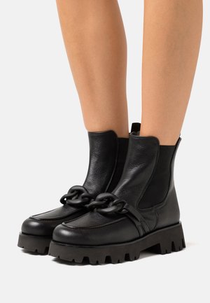 Platform ankle boots - black