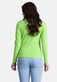 M.M.C. Langarmshirt - hellgrün