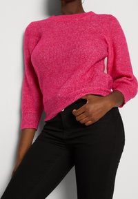 Vero Moda Stickad tröja - pink