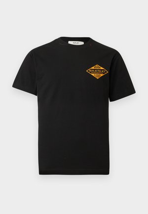 T-shirt nera a maniche corte con logo arancione a forma di diamante con la scritta "Miami Replay Palace Florida" sul petto a sinistra.