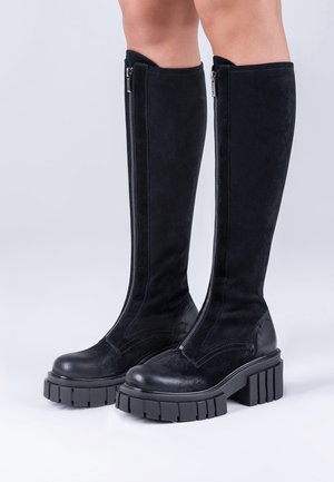 Platform boots - black