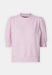 Jasnoróżowy sweter z krótkim rękawem, z okrągłym dekoltem, bufiastymi rękawami i ściągaczem na dole. Wykonany z miękkiego, teksturowanego materiału.