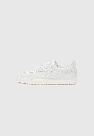 Stuart Weitzman RUNAROUND - Sneakers - white