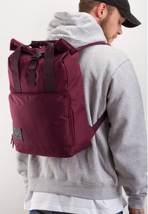 ROLL-TOP DAYPACK - Backpack - vino
