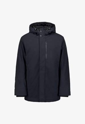 Marineblauwe waterdichte jas met een ingezette rits aan de voorkant, capuchon, verstelbare koordjes en zijzakken; gladde textuur en een eenvoudig ontwerp.